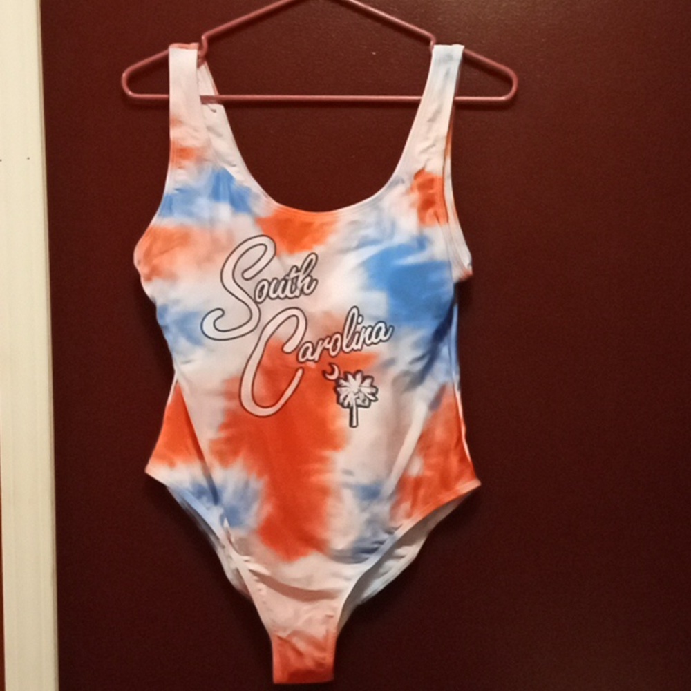NWOT Bathing suit